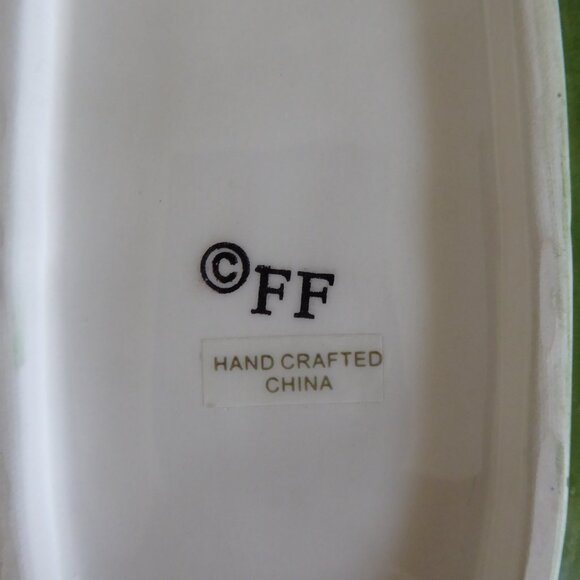 NEW FITZ & FLOYD SUMMER HILL CERAMIC PEAR FRUIT SALT & PEPPER SHAKER 3 PIECE SET - Picture 7 of 10